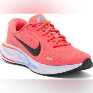 NWOB Nike Journey Road Runner Sneaker Size 8